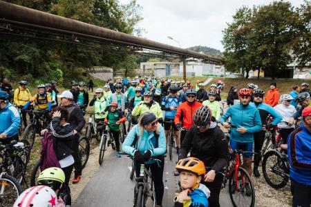 Otvoritev kolesarske CE-SˇT-SˇE-122